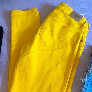 Yellow pants